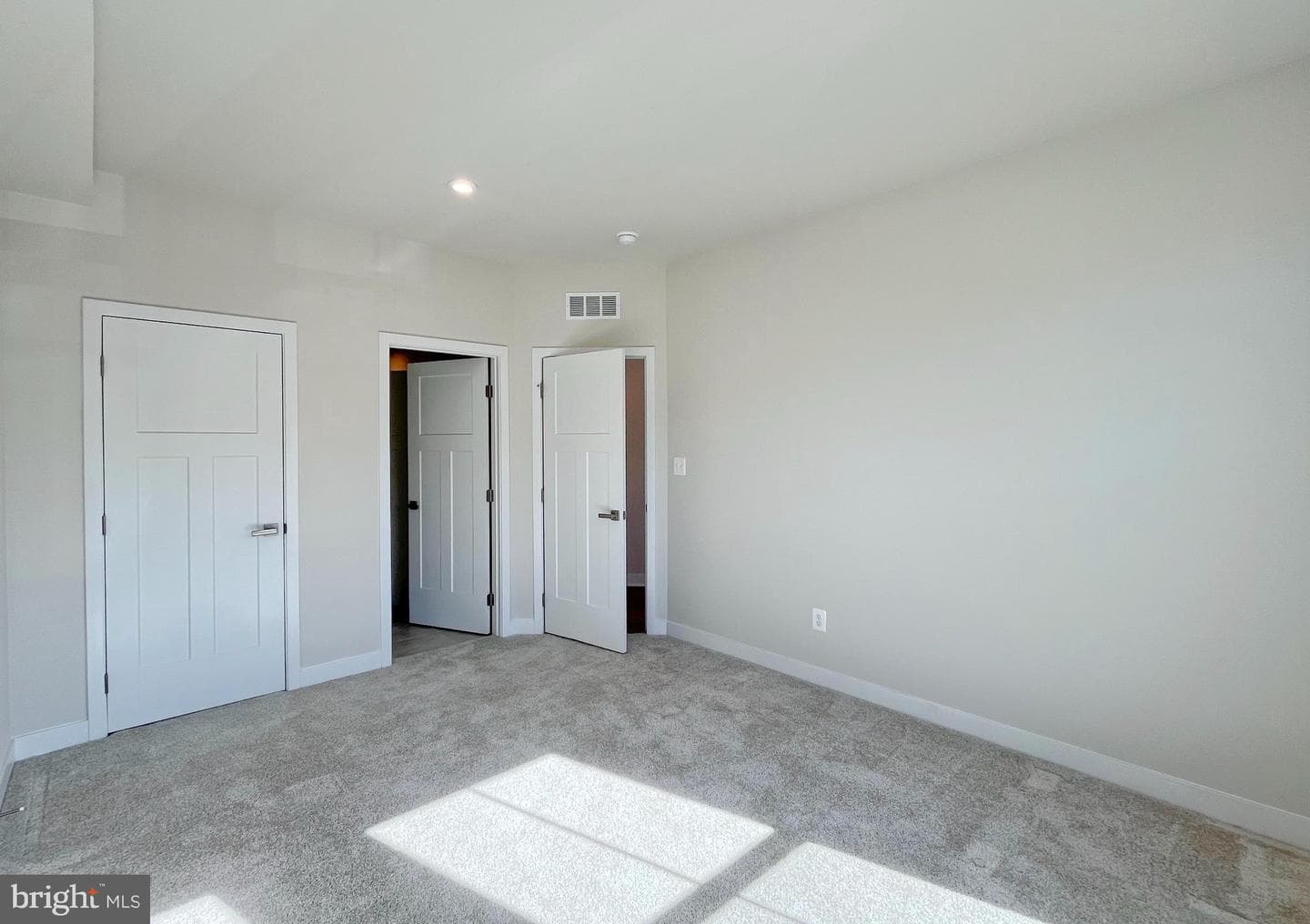 4456 Sulford Terrace photo 4