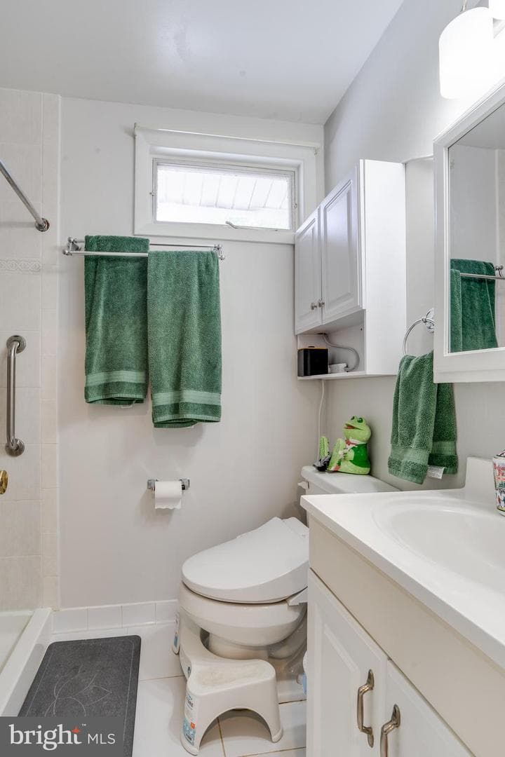 8513 Fairburn Drive photo 31