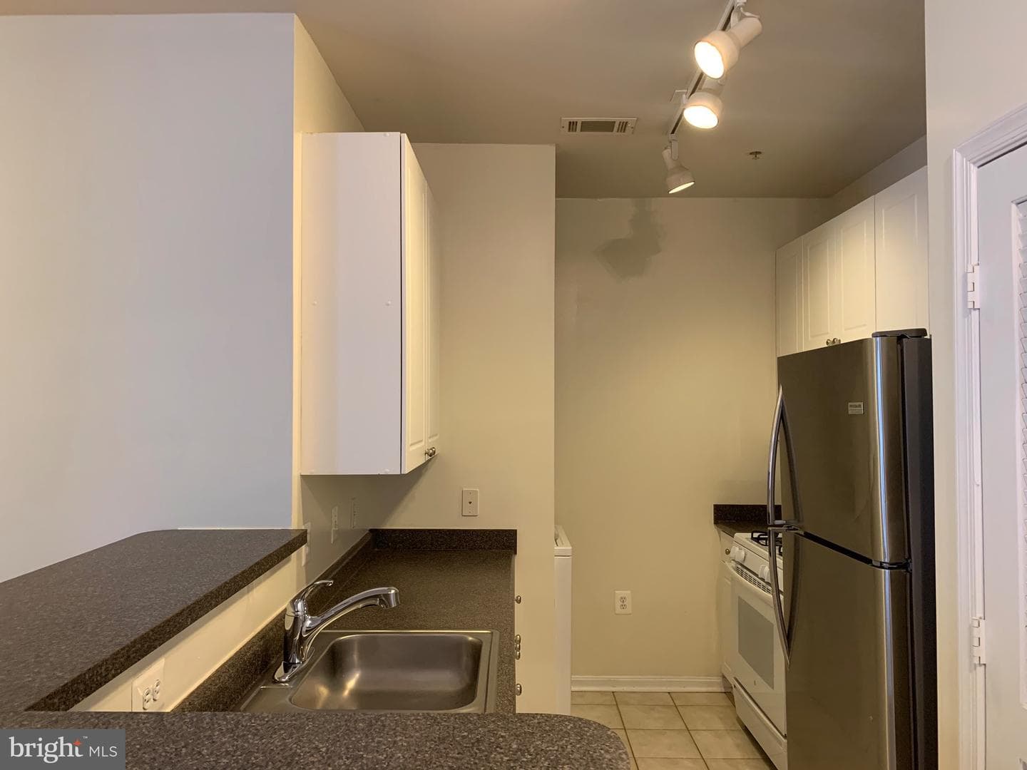 2791 Centerboro Drive #385 photo 5