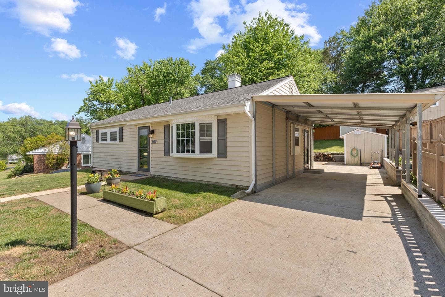 3709 Trigger Court photo 4