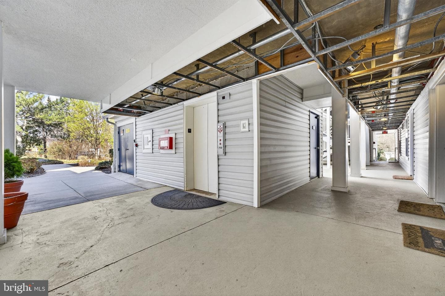 3179 Summit Square Drive #2-E1 photo 6