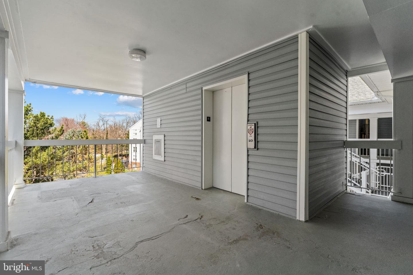 3179 Summit Square Drive #2-E1 photo 7
