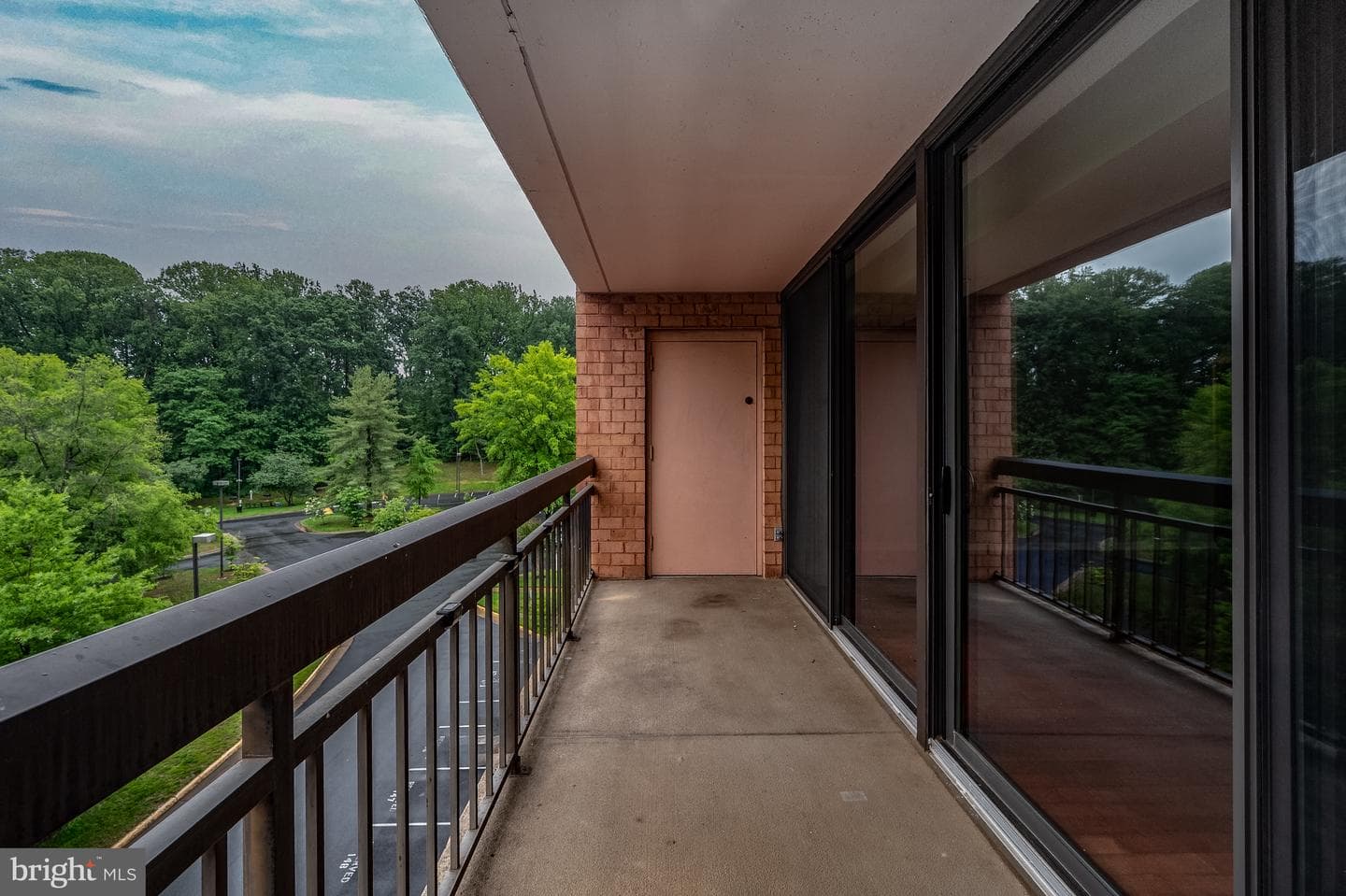 2230 George C Marshall Drive #517 photo 36