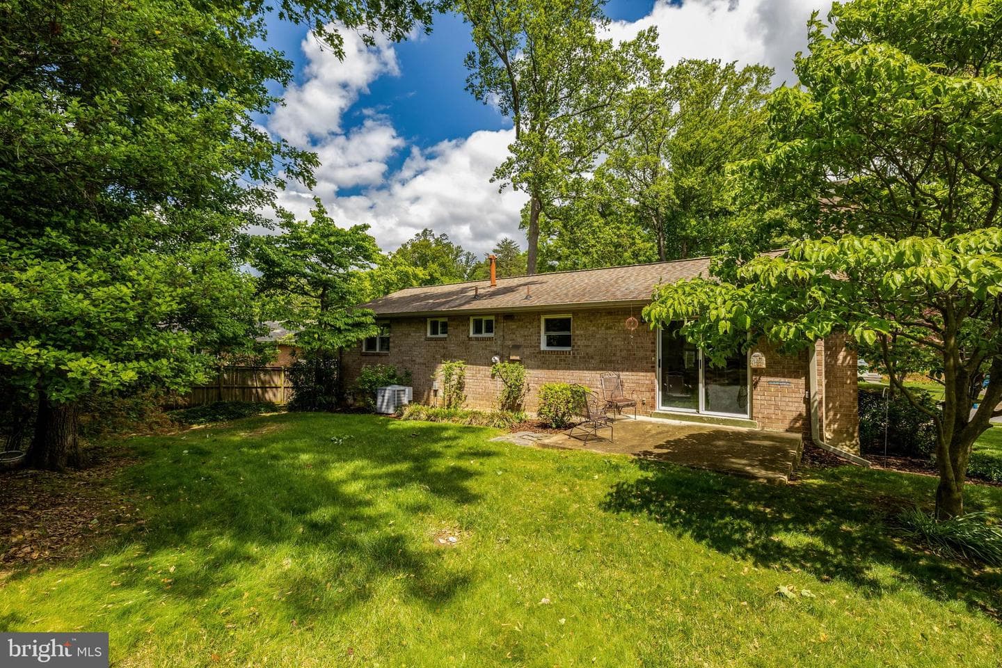 8803 Kenilworth Drive photo 36