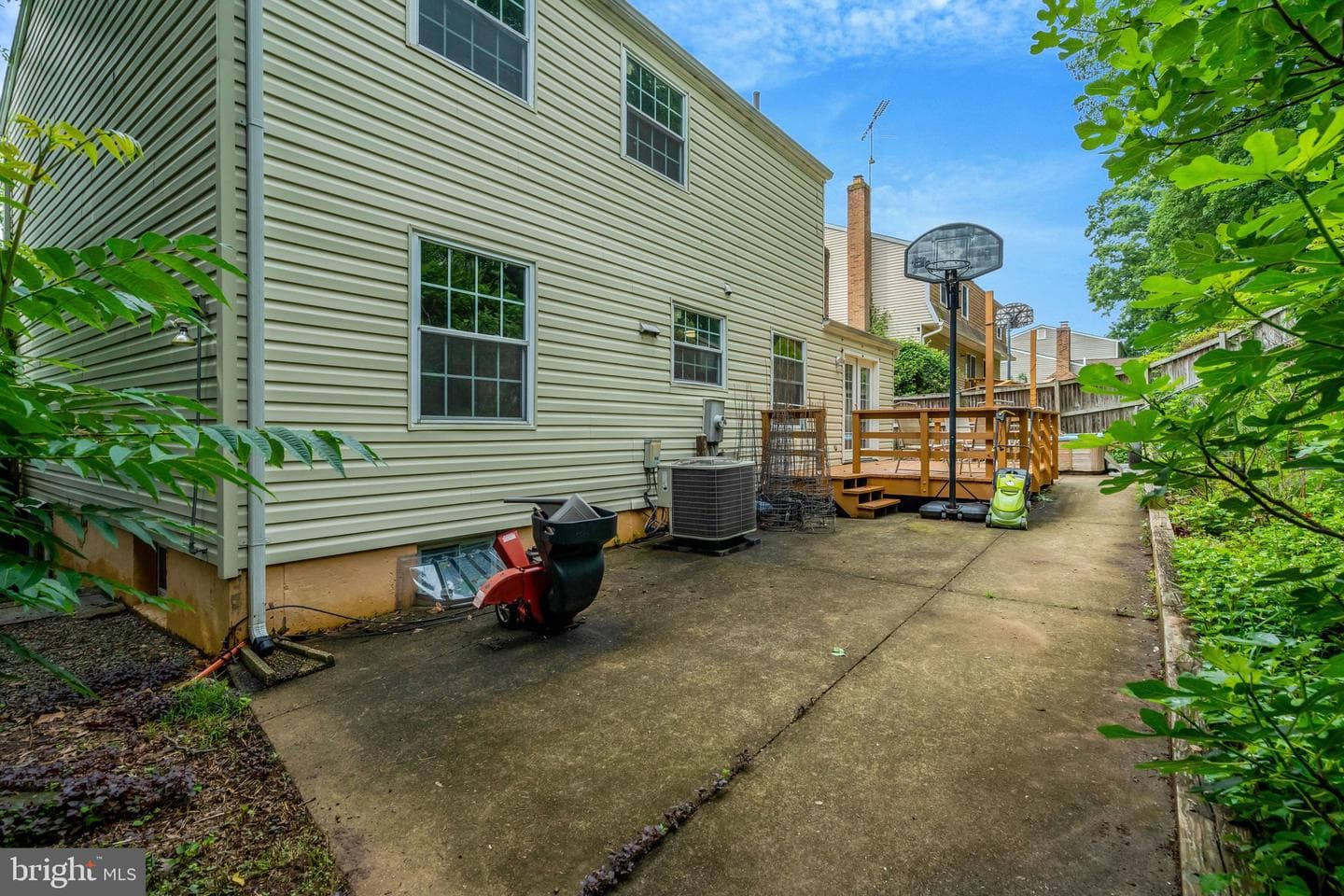5759 Heming Avenue photo 51