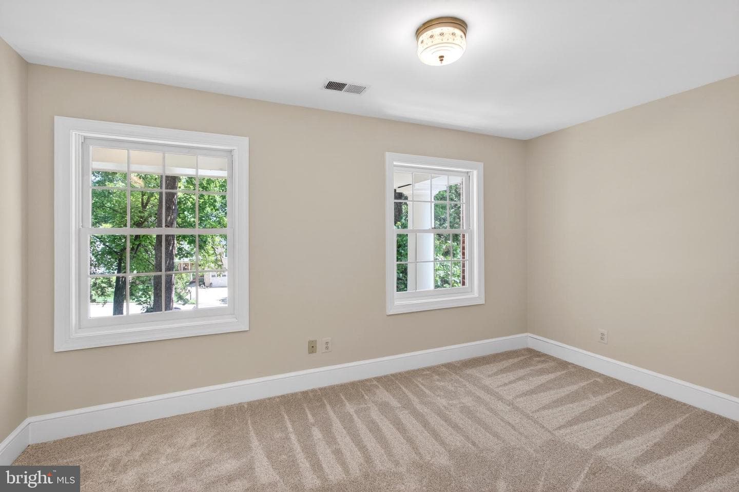 8130 Viola Street photo 32