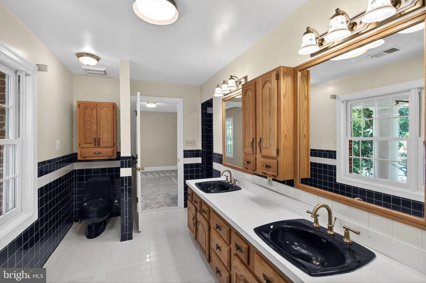 8130 Viola Street photo 39