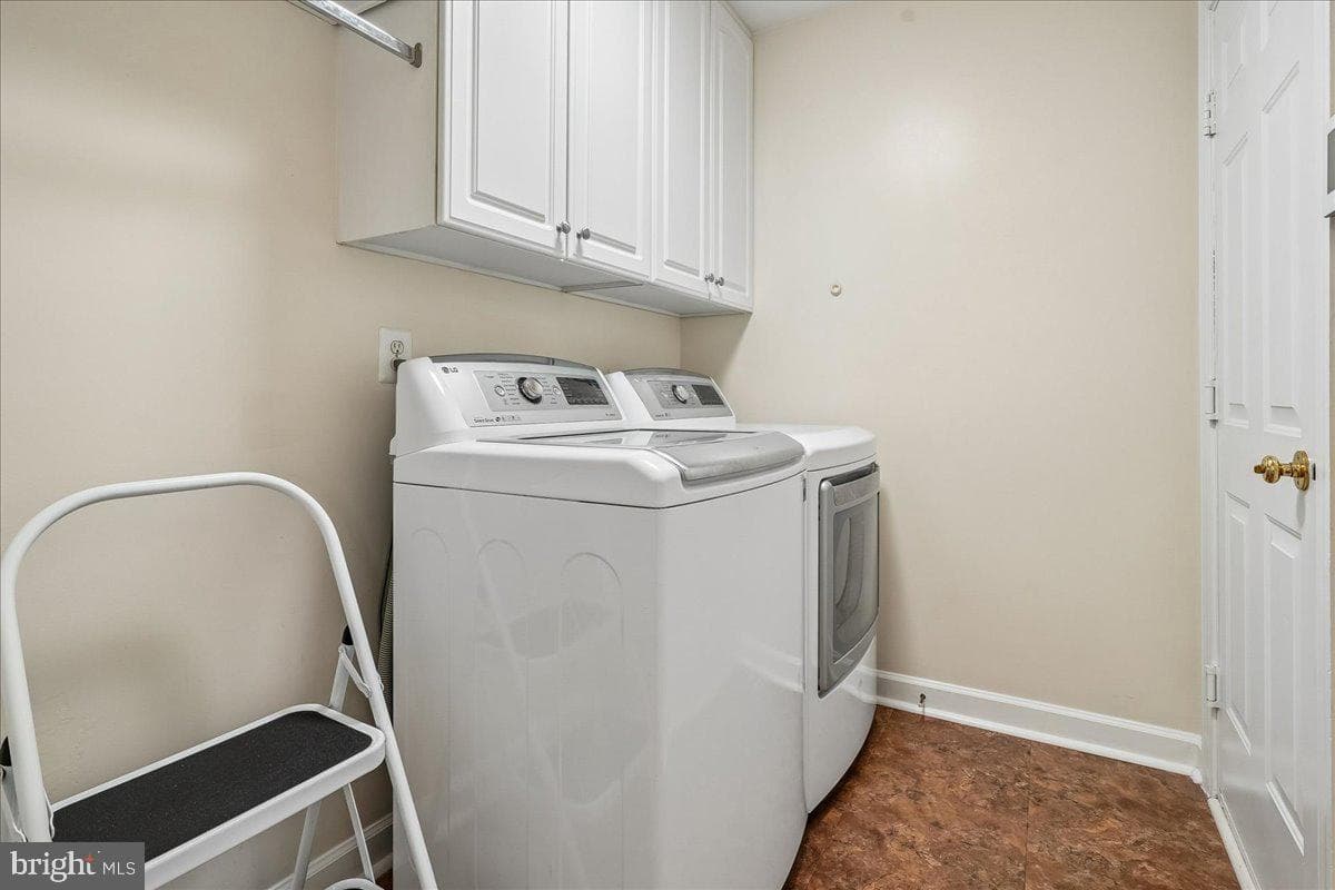 7826 Preakness Lane photo 21