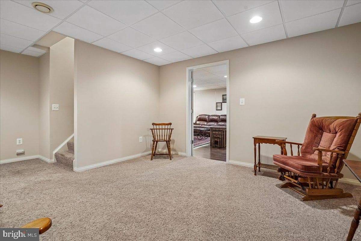 7826 Preakness Lane photo 47