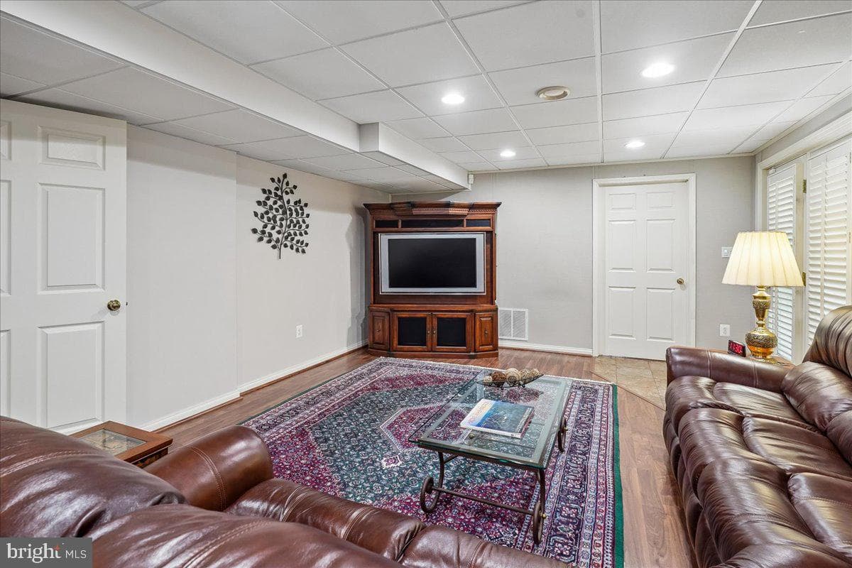 7826 Preakness Lane photo 50