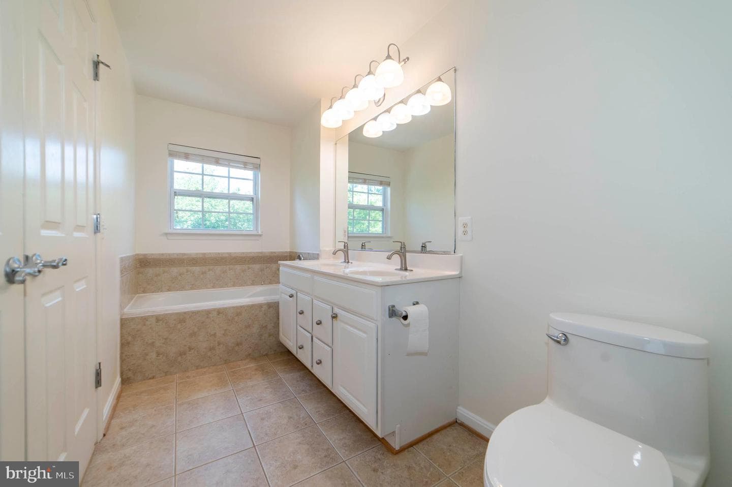 4191 Lochleven Trail #405 photo 18