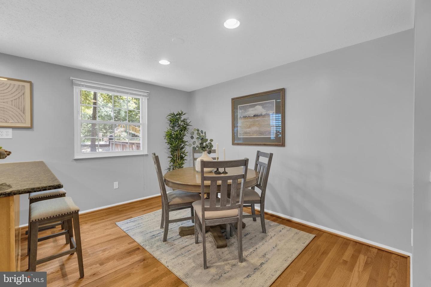 6806 Heatherway Court photo 11