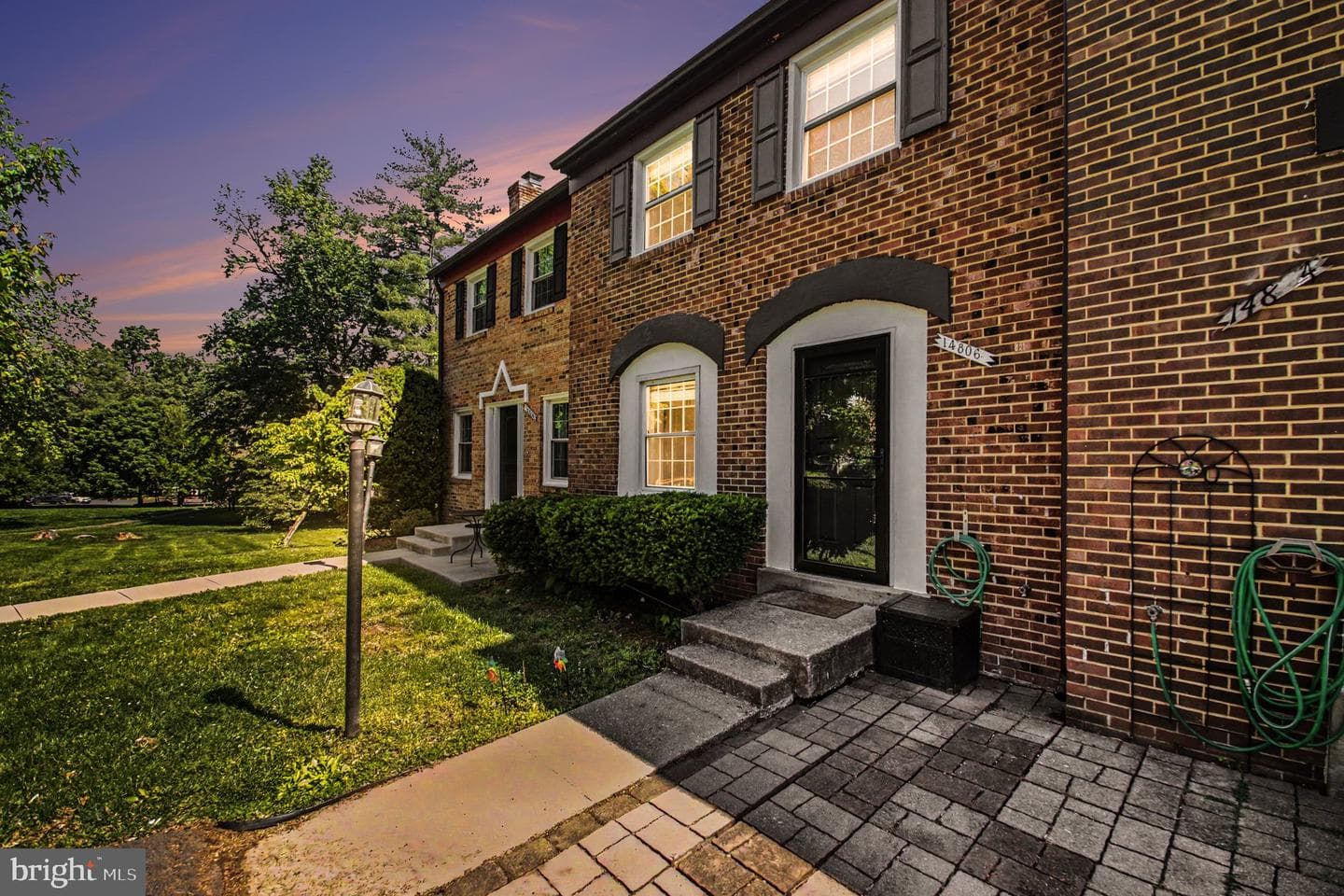 14806 Palmerston Square photo 1