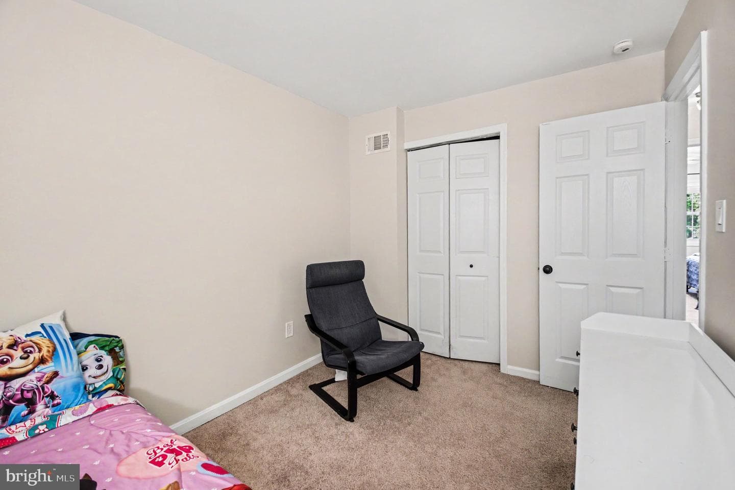 14806 Palmerston Square photo 8