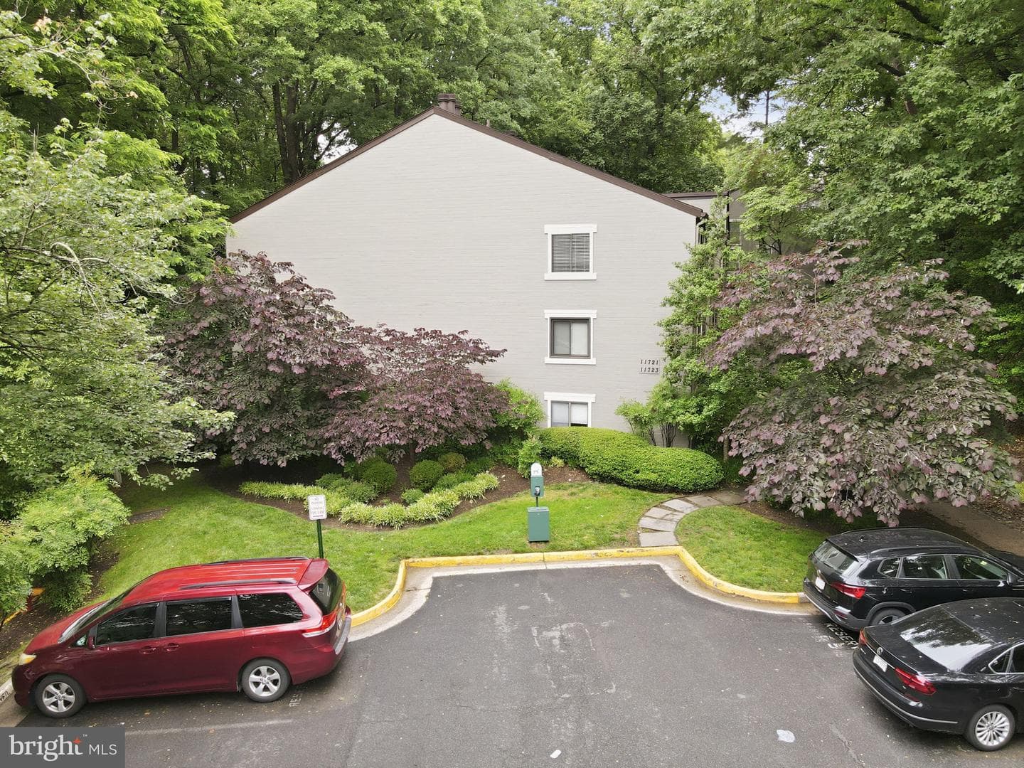 11721 Karbon Hill Court #201 photo 27