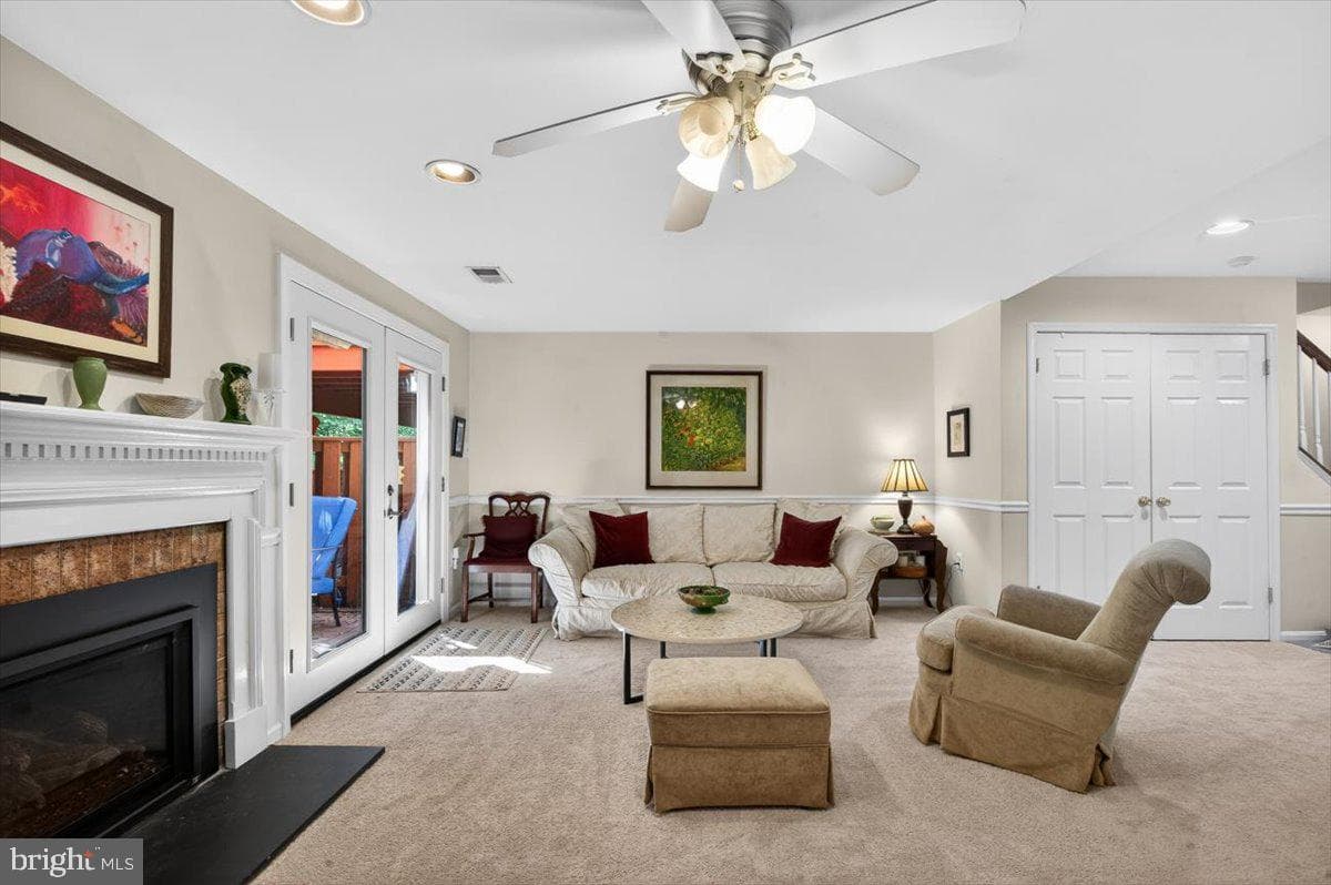 4239 Sleepy Lake Drive photo 26