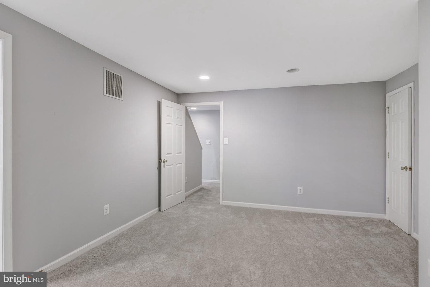 10999 Highridge Street photo 40