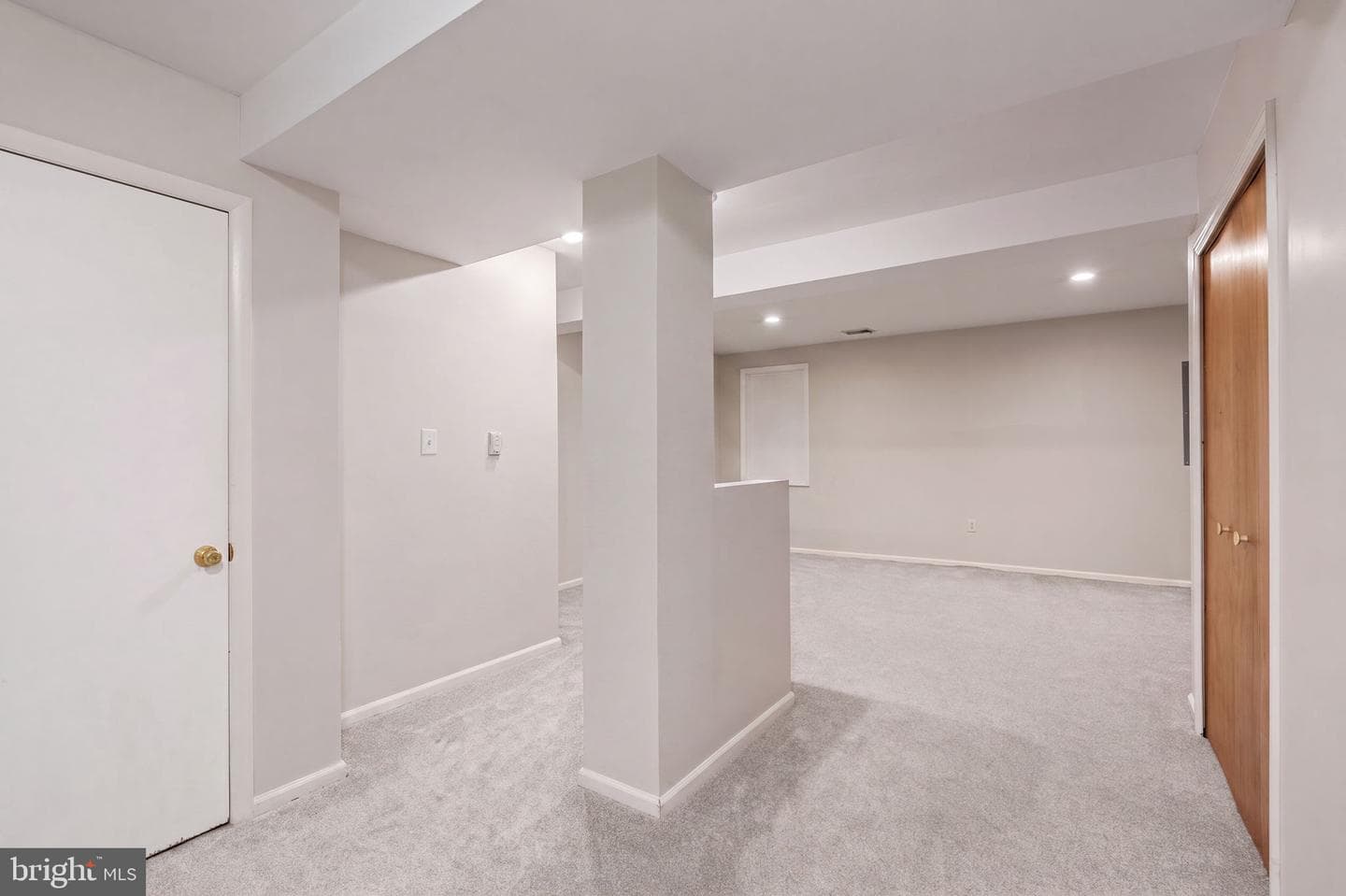 7932 Pebble Brook Ct photo 25