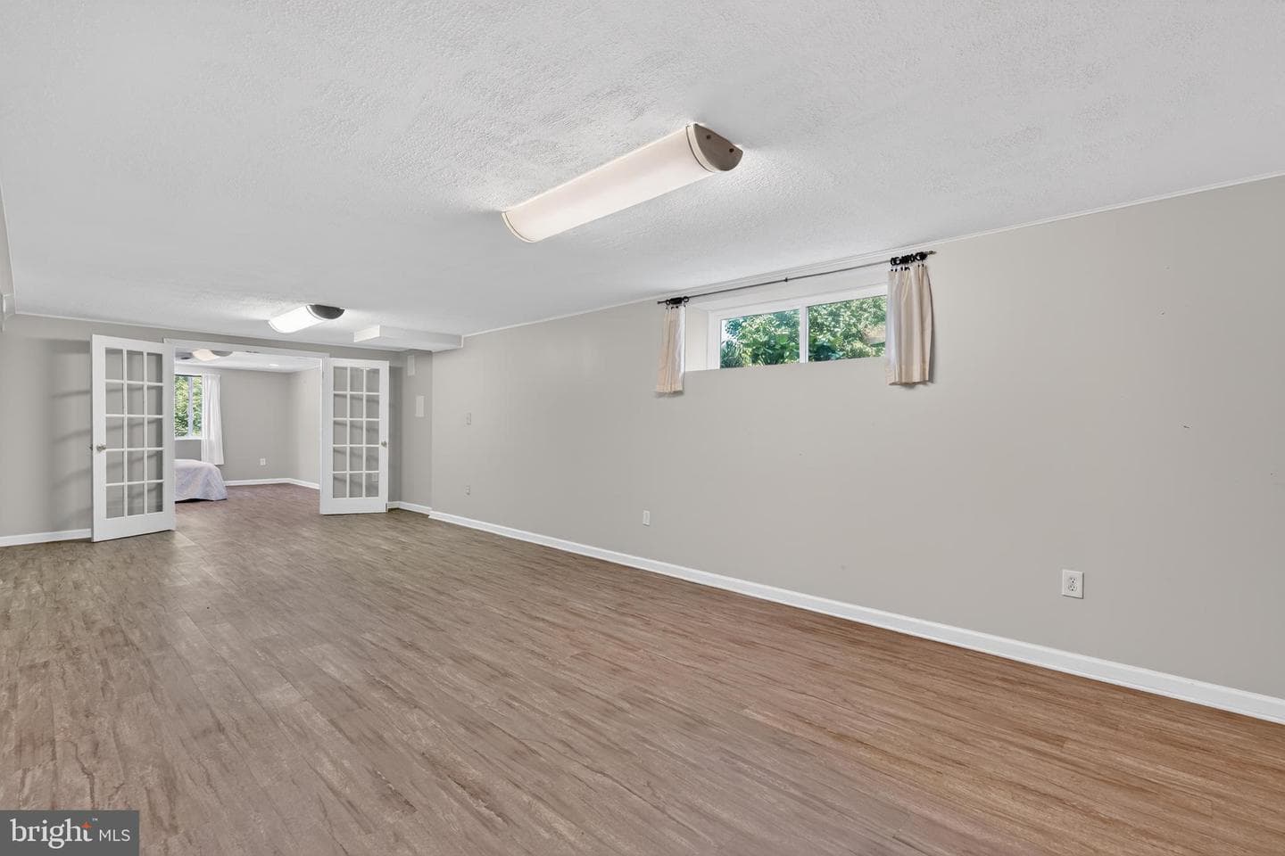 6727 Newington Road photo 31