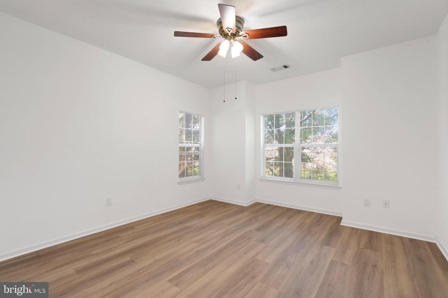 1700 Lake Shore Crest Drive #13 photo 18
