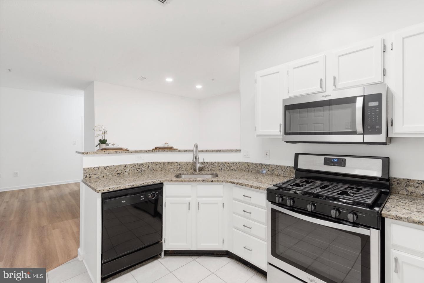 1700 Lake Shore Crest Drive #13 photo 8