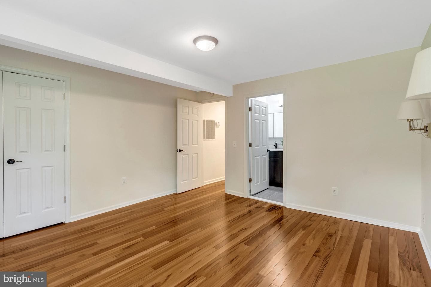 11520 Popes Head Road photo 22