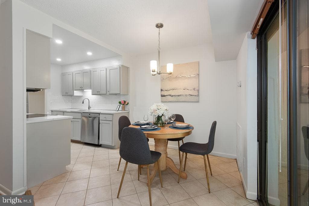 11600 Stoneview Square #60/2b photo 4