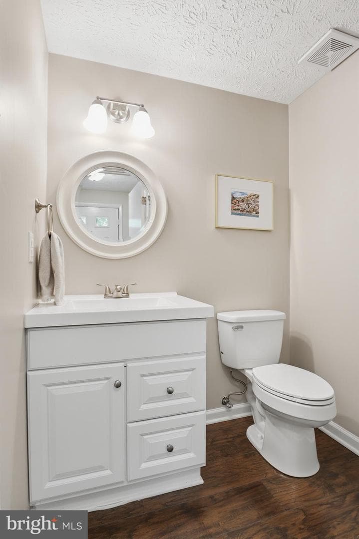 8033 Orange Plank Road photo 6