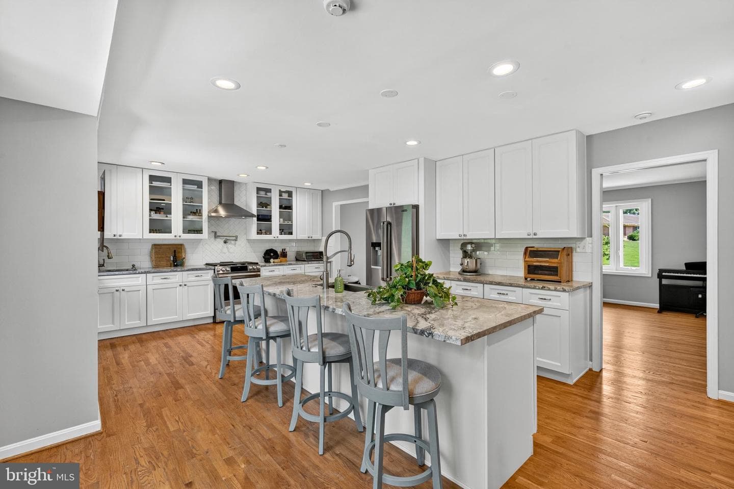 3914 Rive Drive photo 10