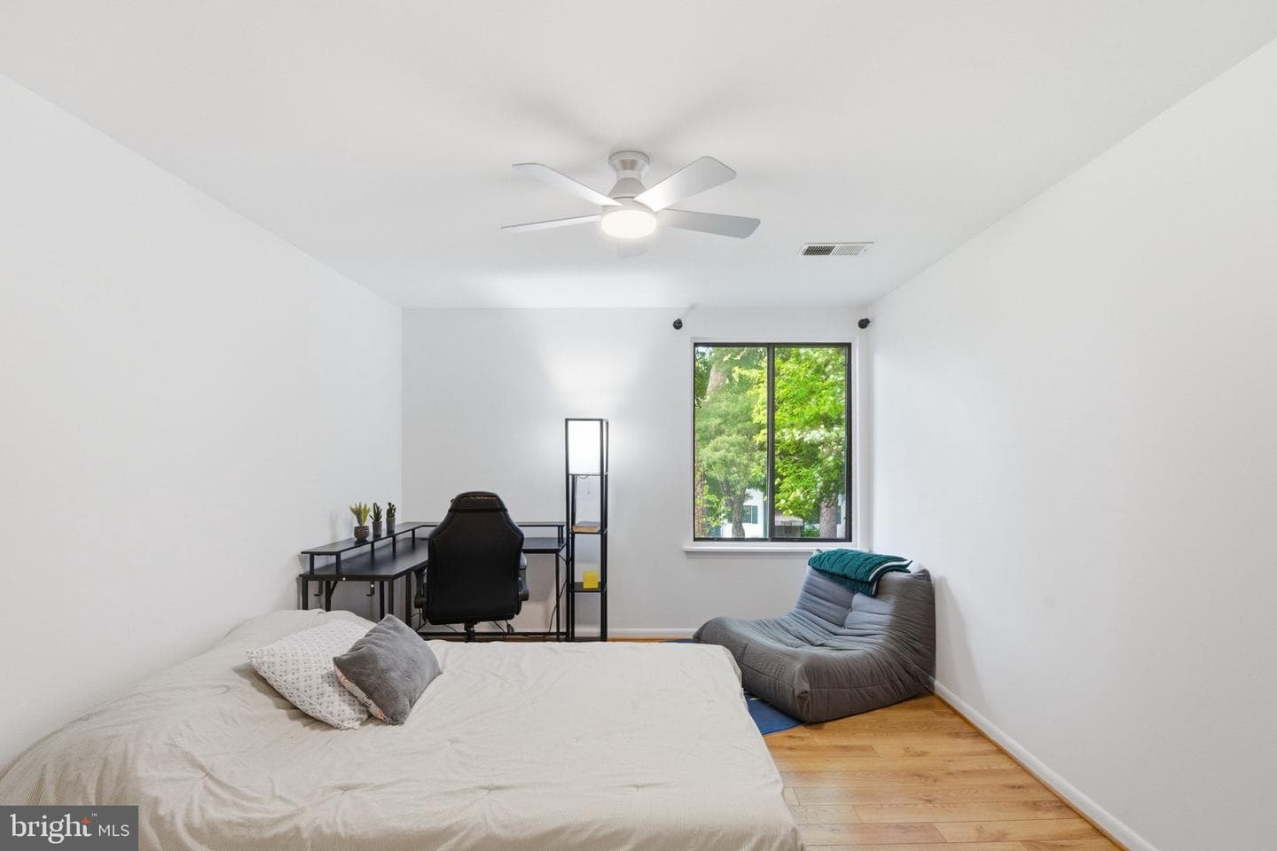 2845 Windsor Drive #303 photo 13