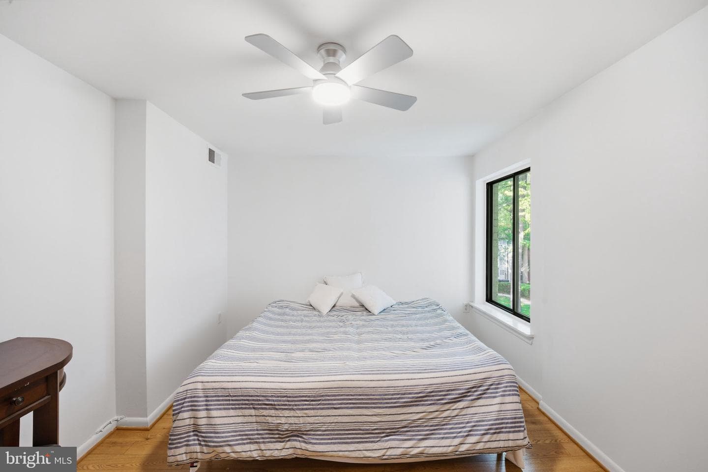 2845 Windsor Drive #303 photo 19
