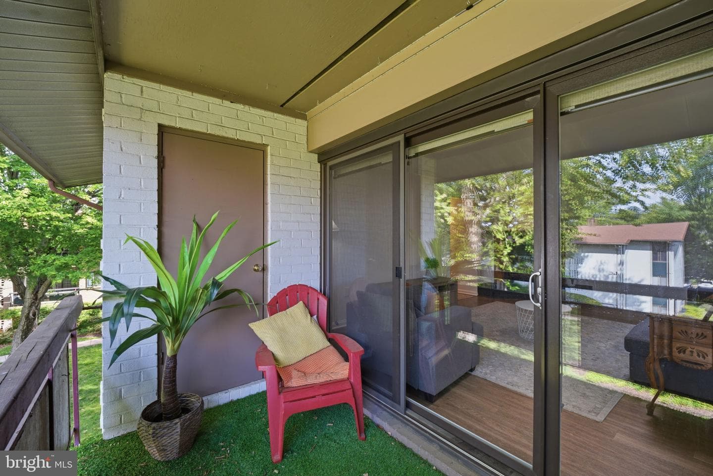 2845 Windsor Drive #303 photo 24