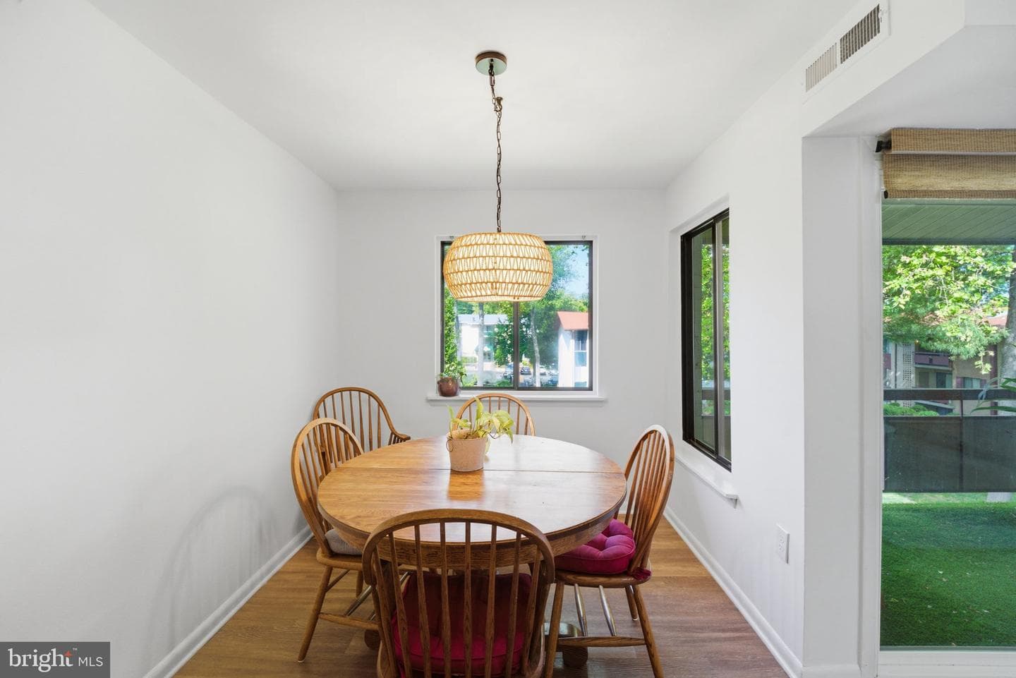 2845 Windsor Drive #303 photo 9