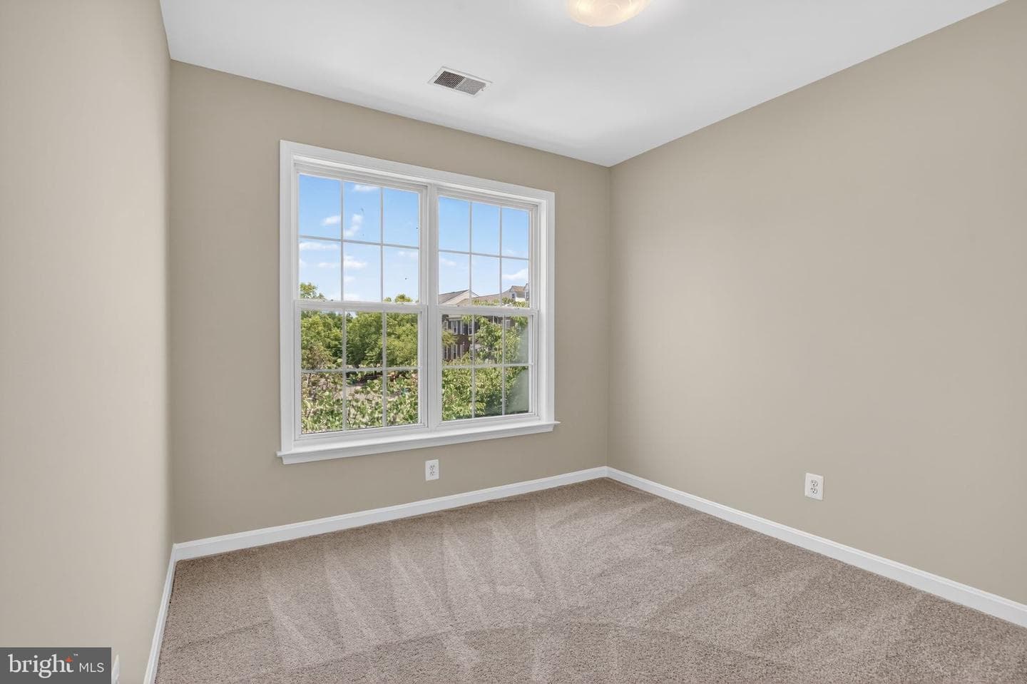 8227 Singleleaf Lane photo 21