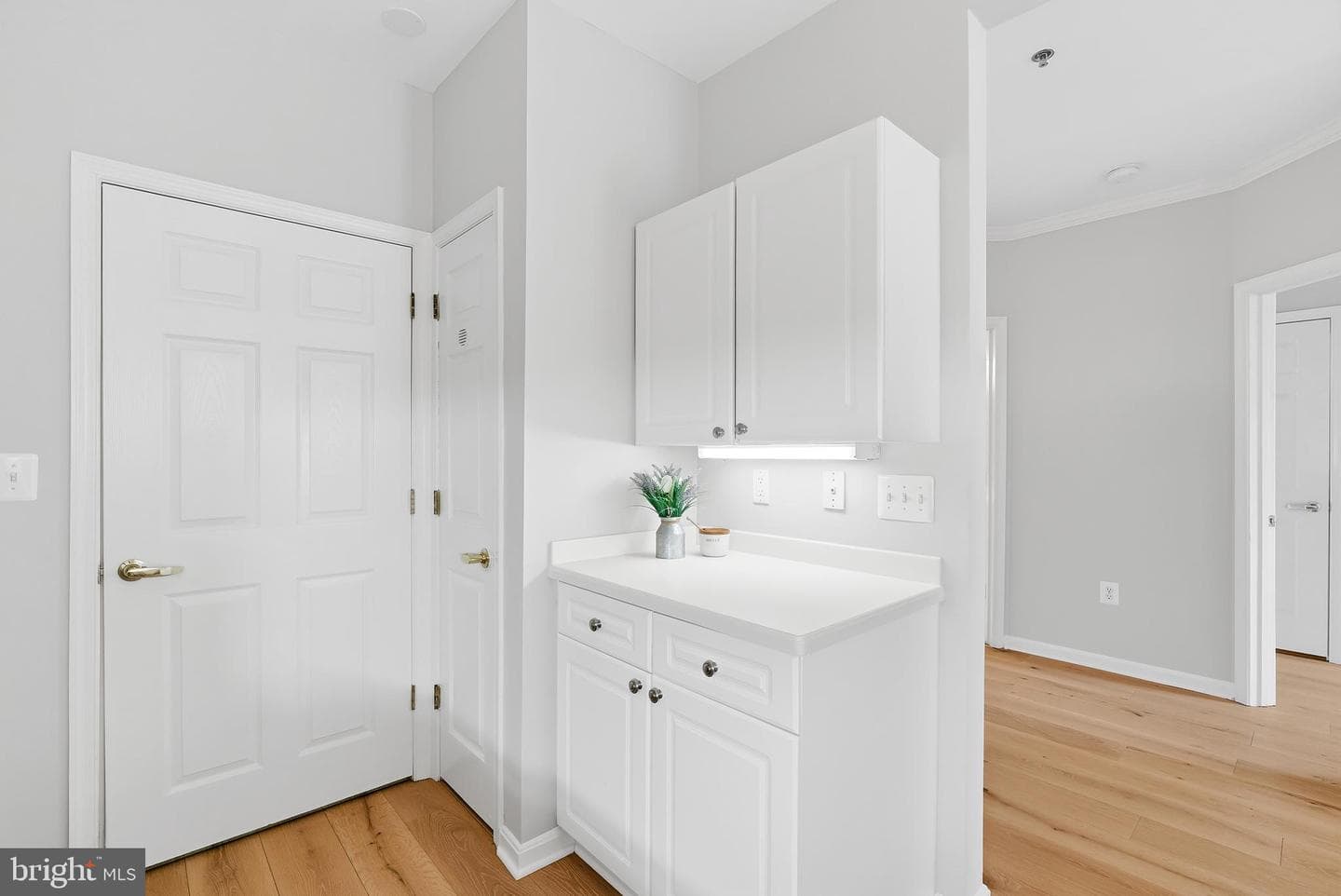1860 Stratford Park Place #305 photo 12