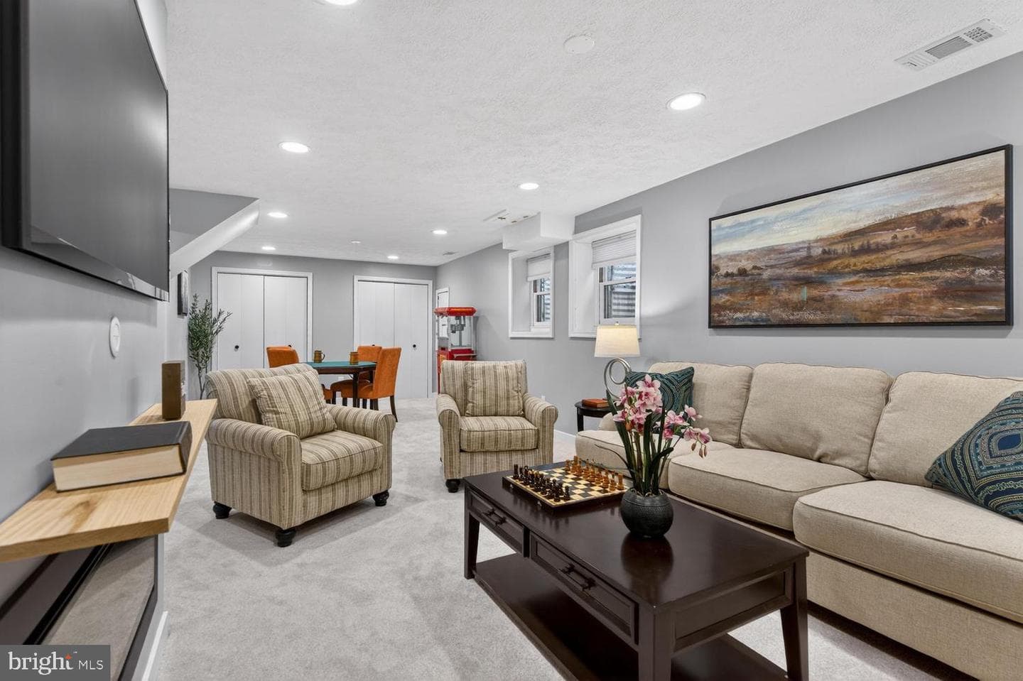 8532 Lakinhurst Lane photo 45
