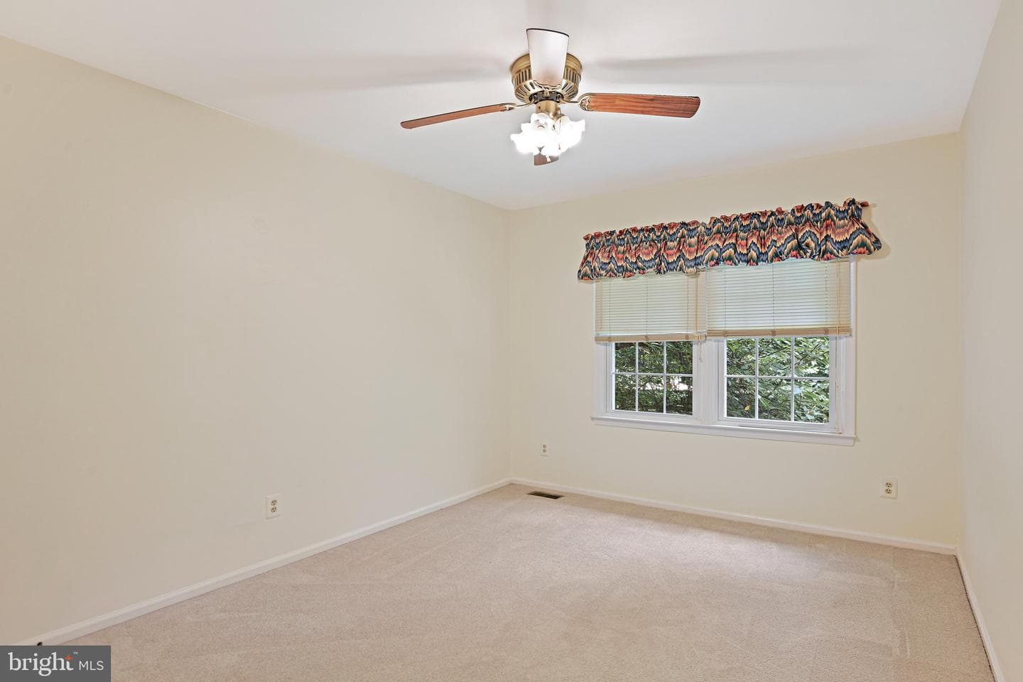 9404 Goldfield Lane photo 25