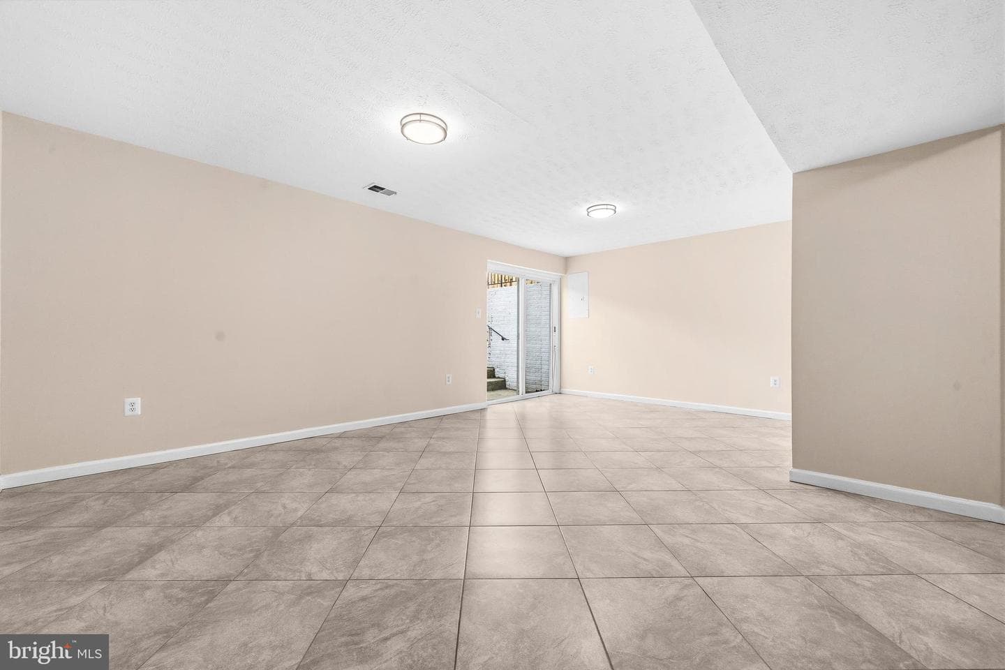 2475 Wheat Meadow Circle photo 37