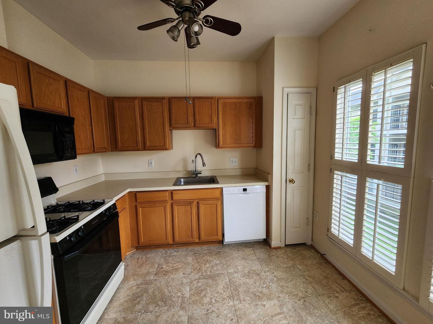 4137 Fountainside Lane #103 photo 10