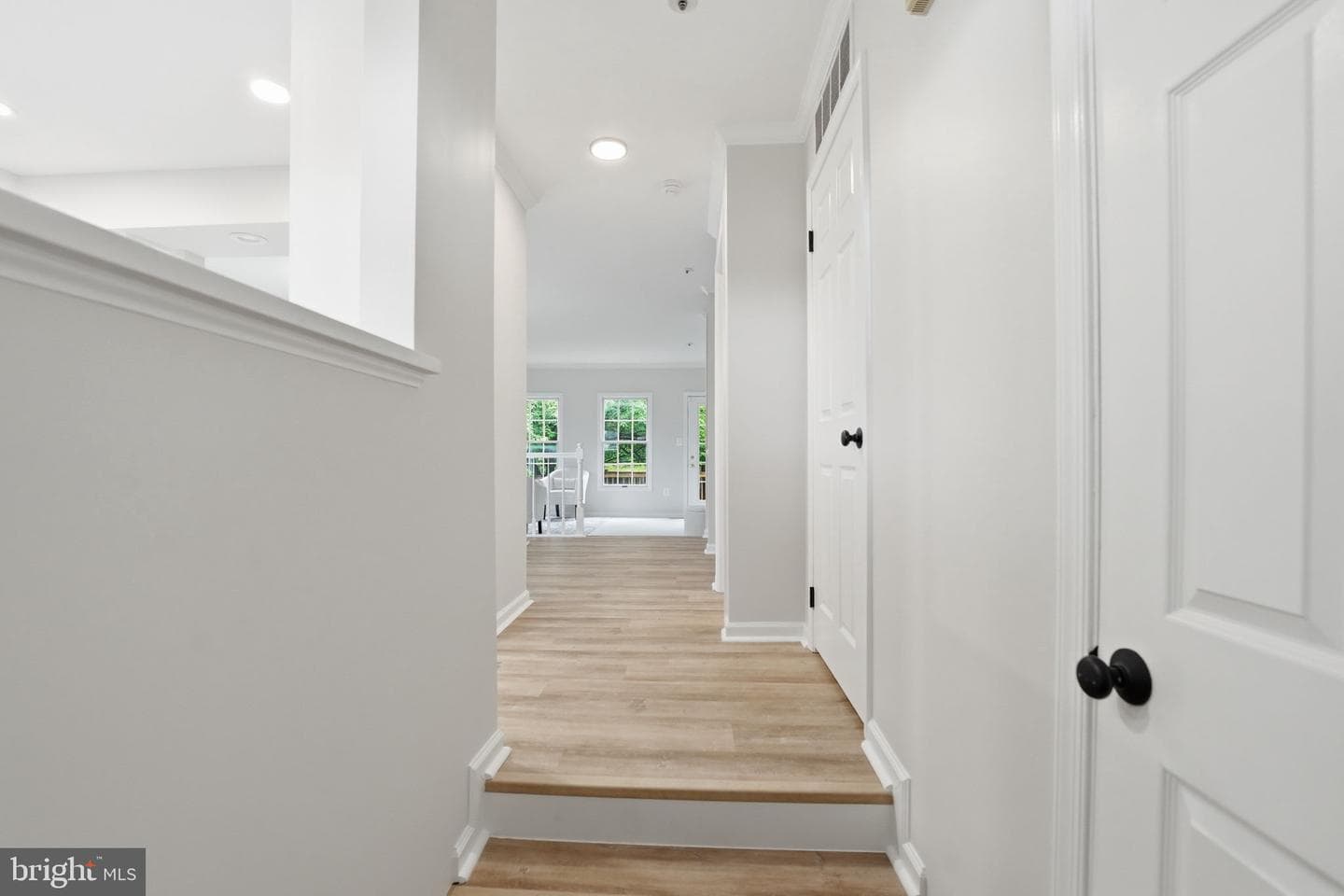 6845 Malton Court photo 4