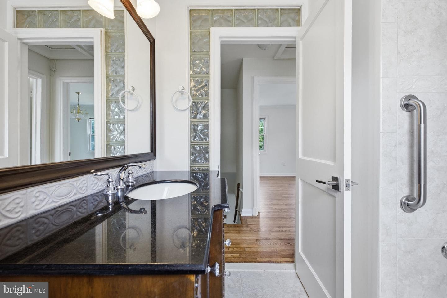 2033 Arlington Terrace photo 20