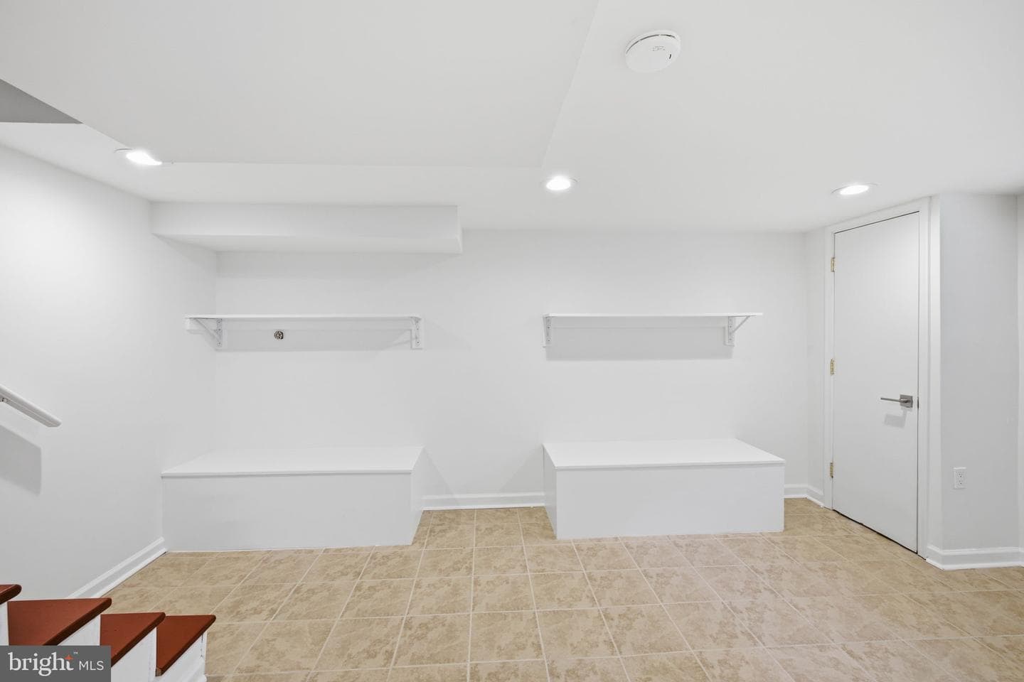 2033 Arlington Terrace photo 37