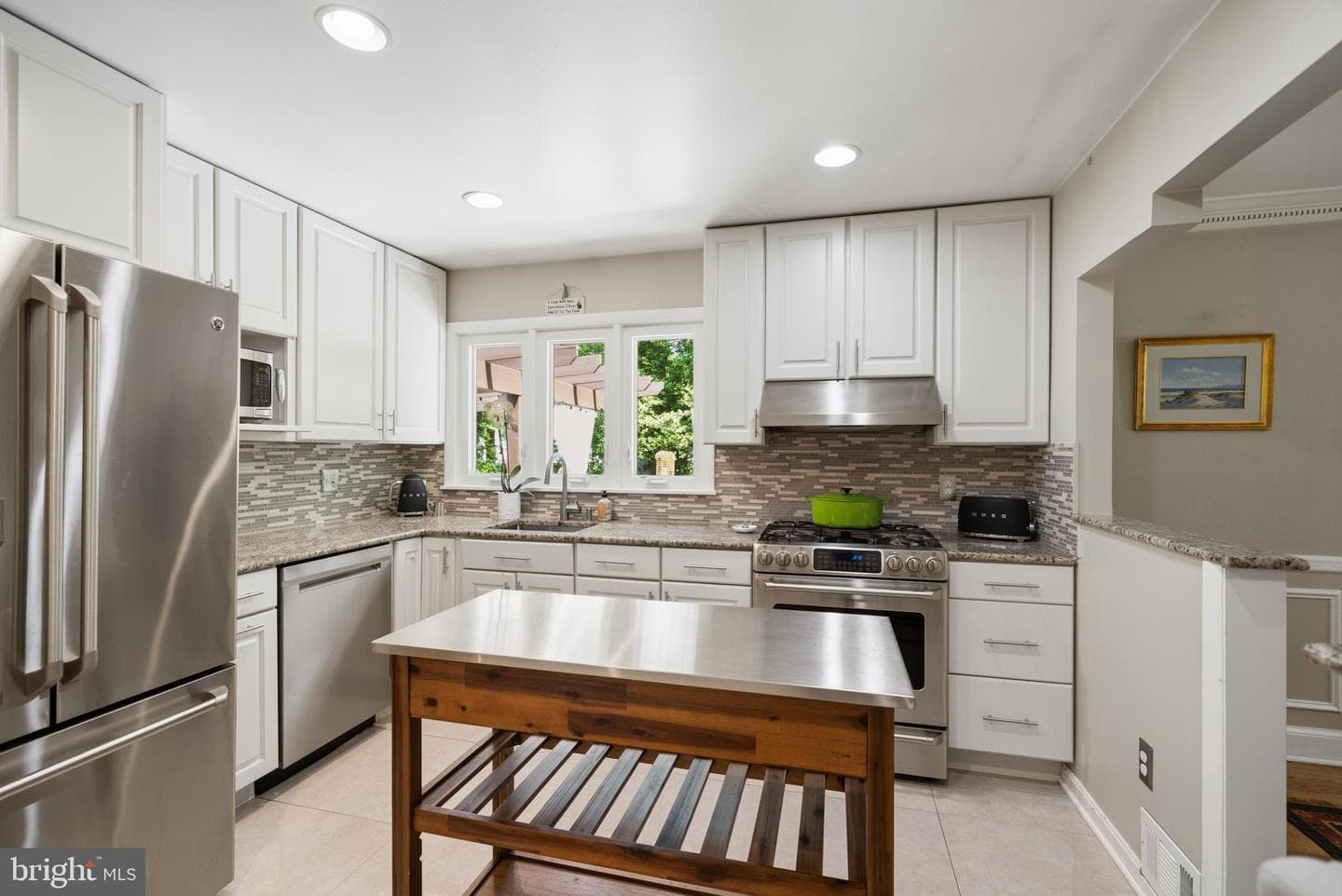 8611 Cyrus Place photo 13