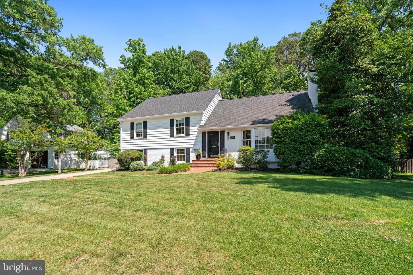 8611 Cyrus Place photo 49