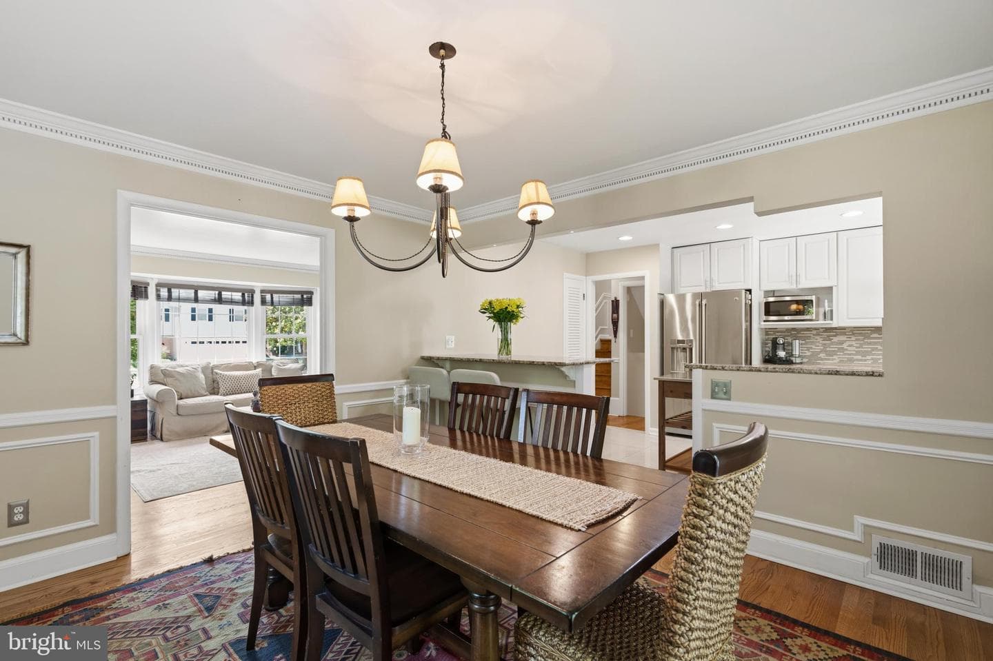 8611 Cyrus Place photo 9