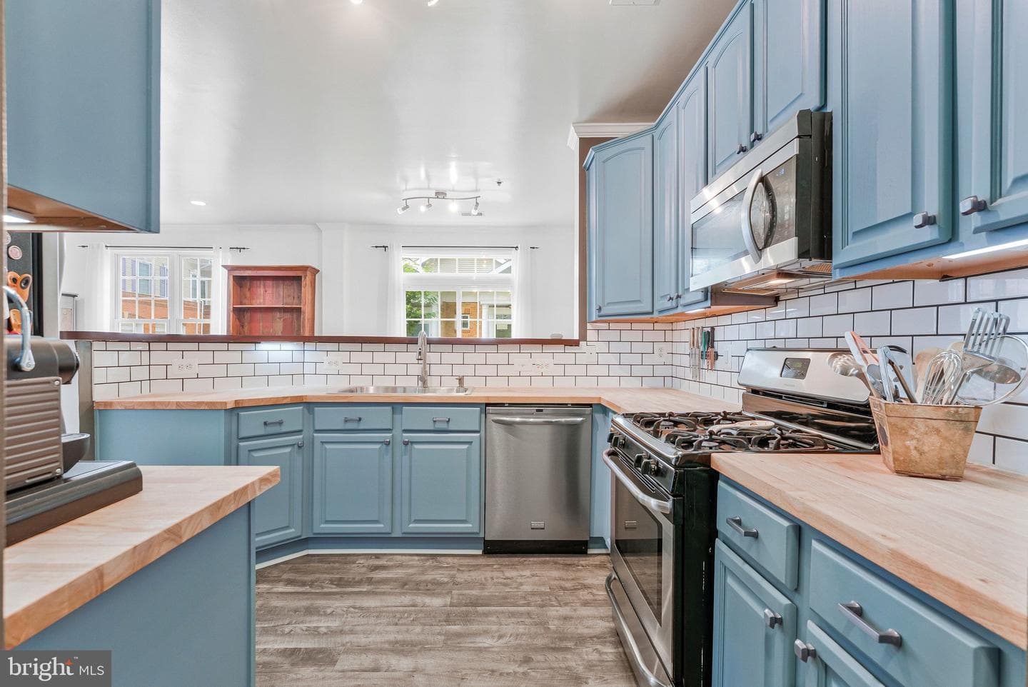 8937 Milford Haven Court #37a photo 9