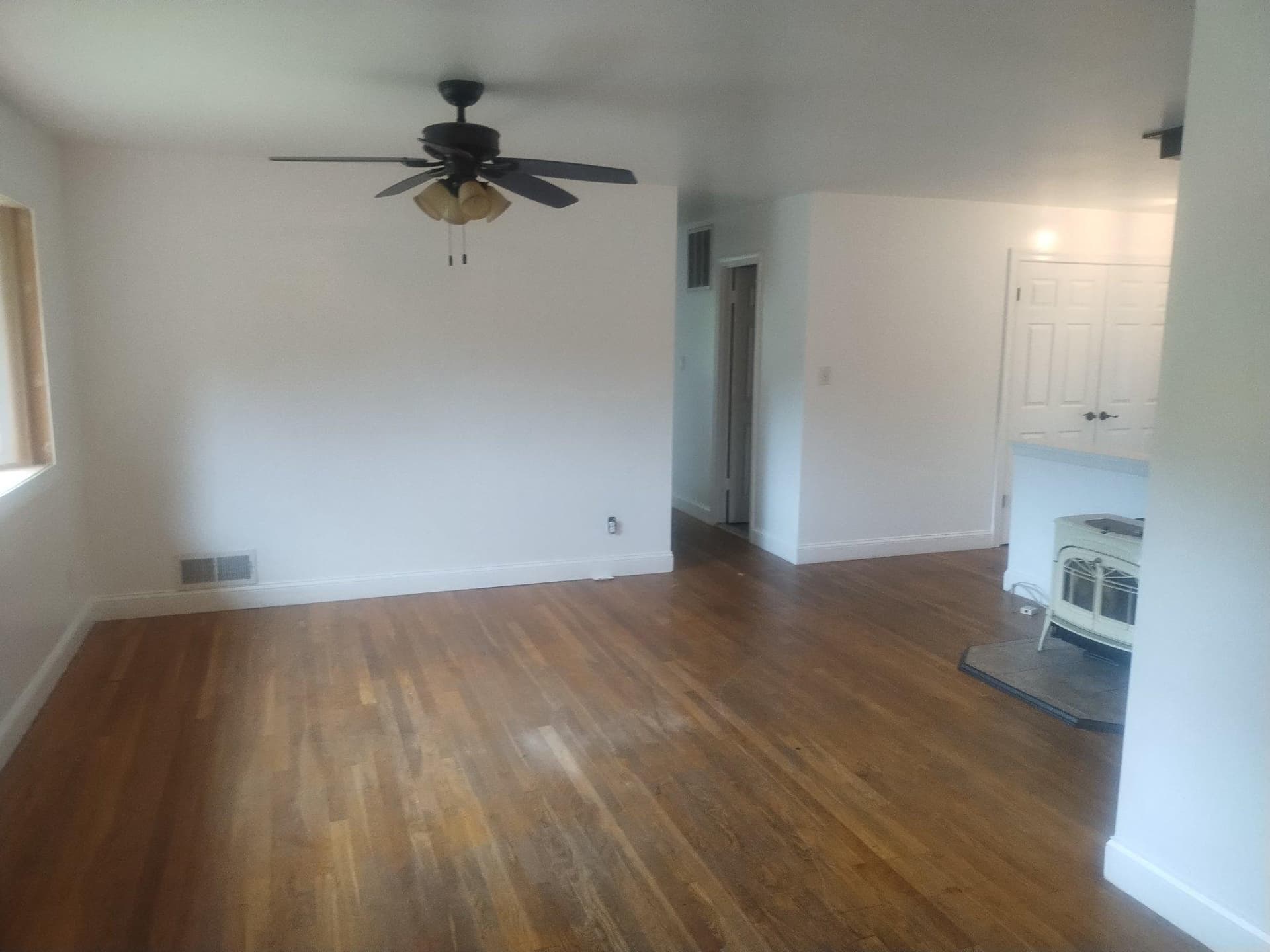 5008 Regina Drive photo 15