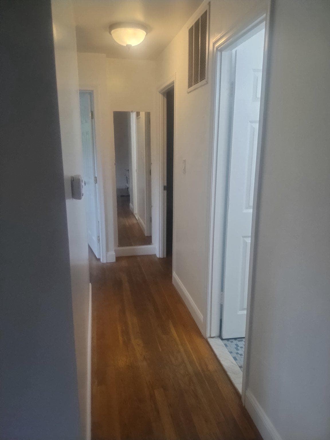 5008 Regina Drive photo 18