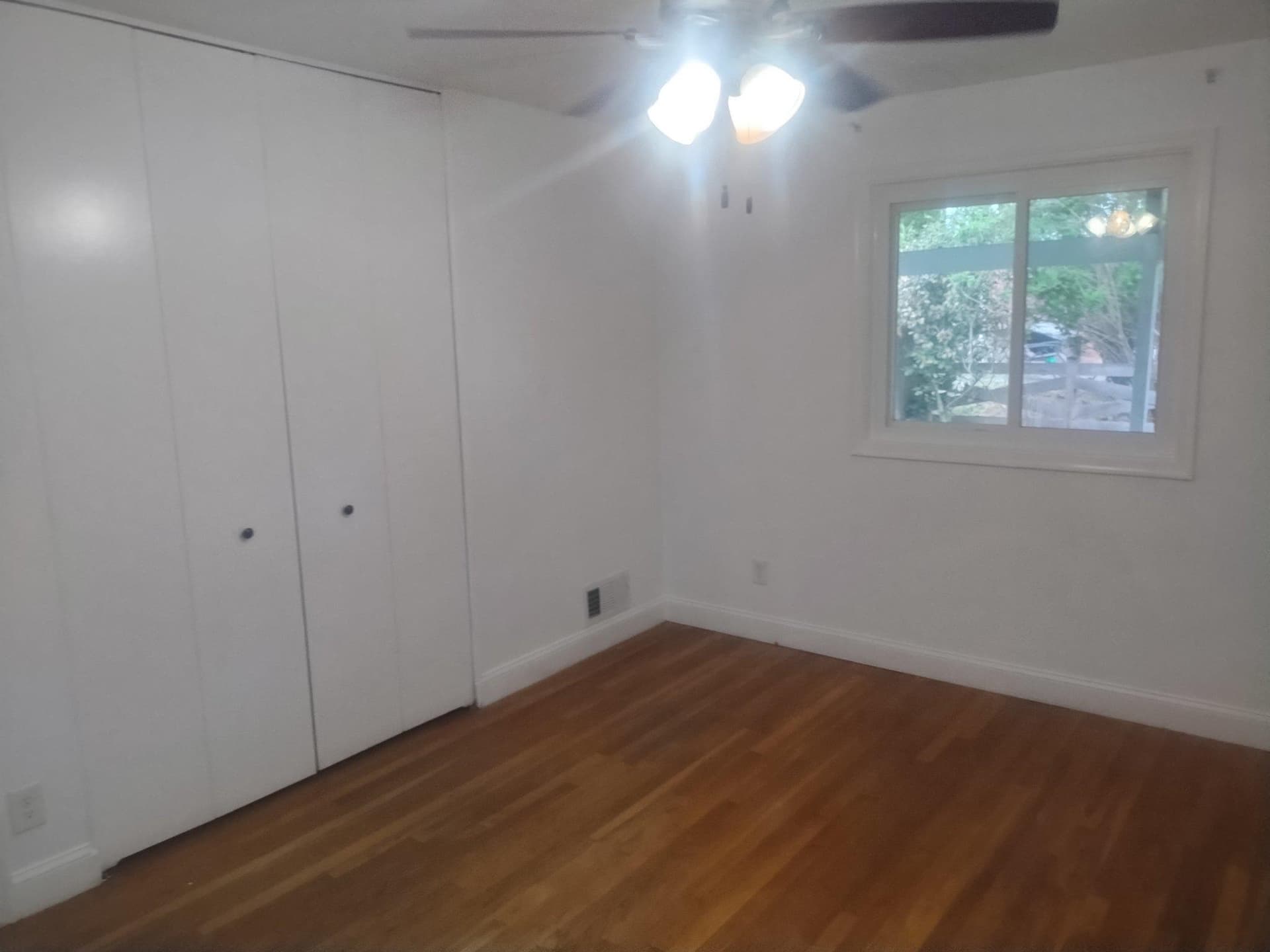 5008 Regina Drive photo 28
