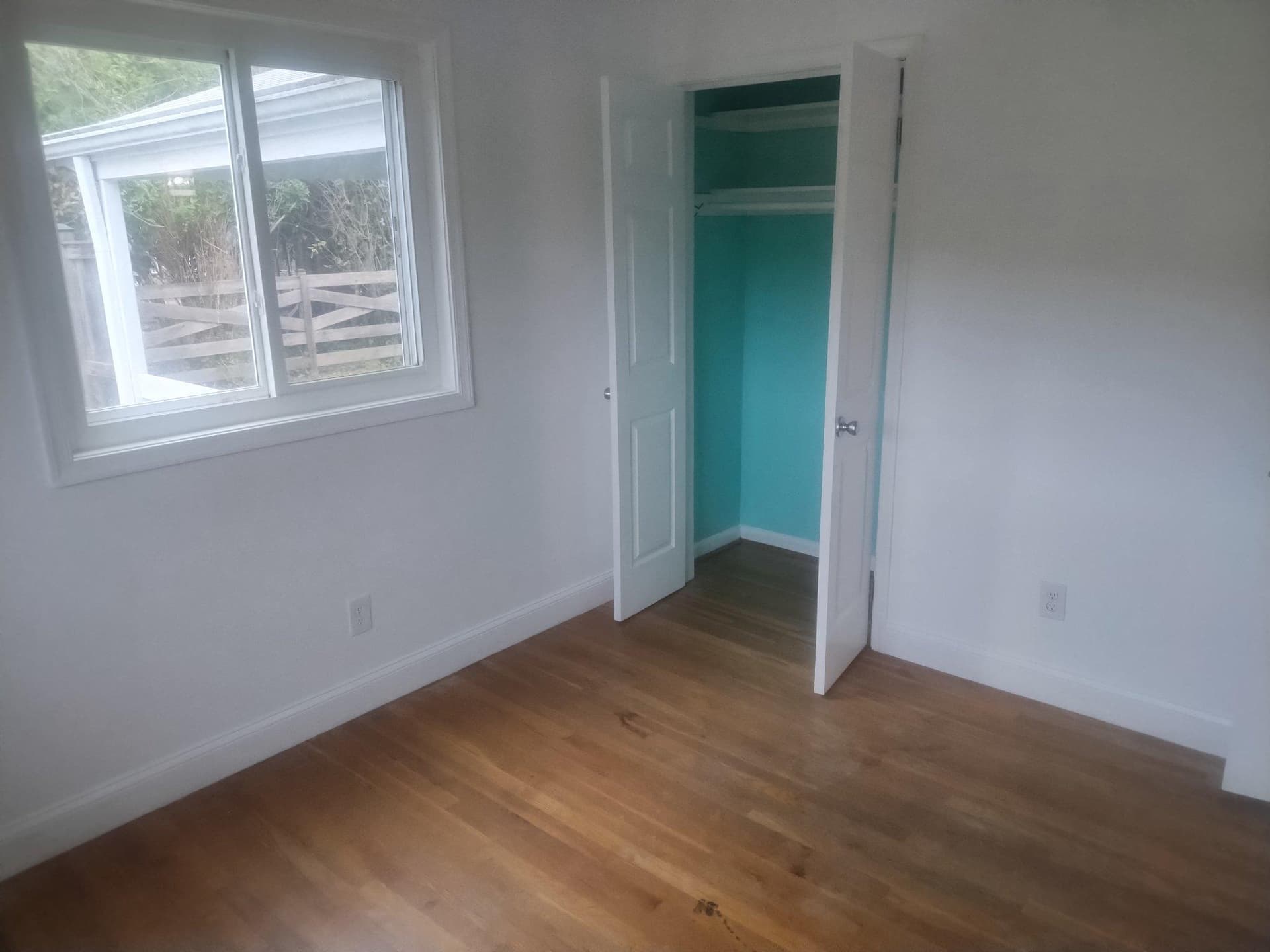 5008 Regina Drive photo 36
